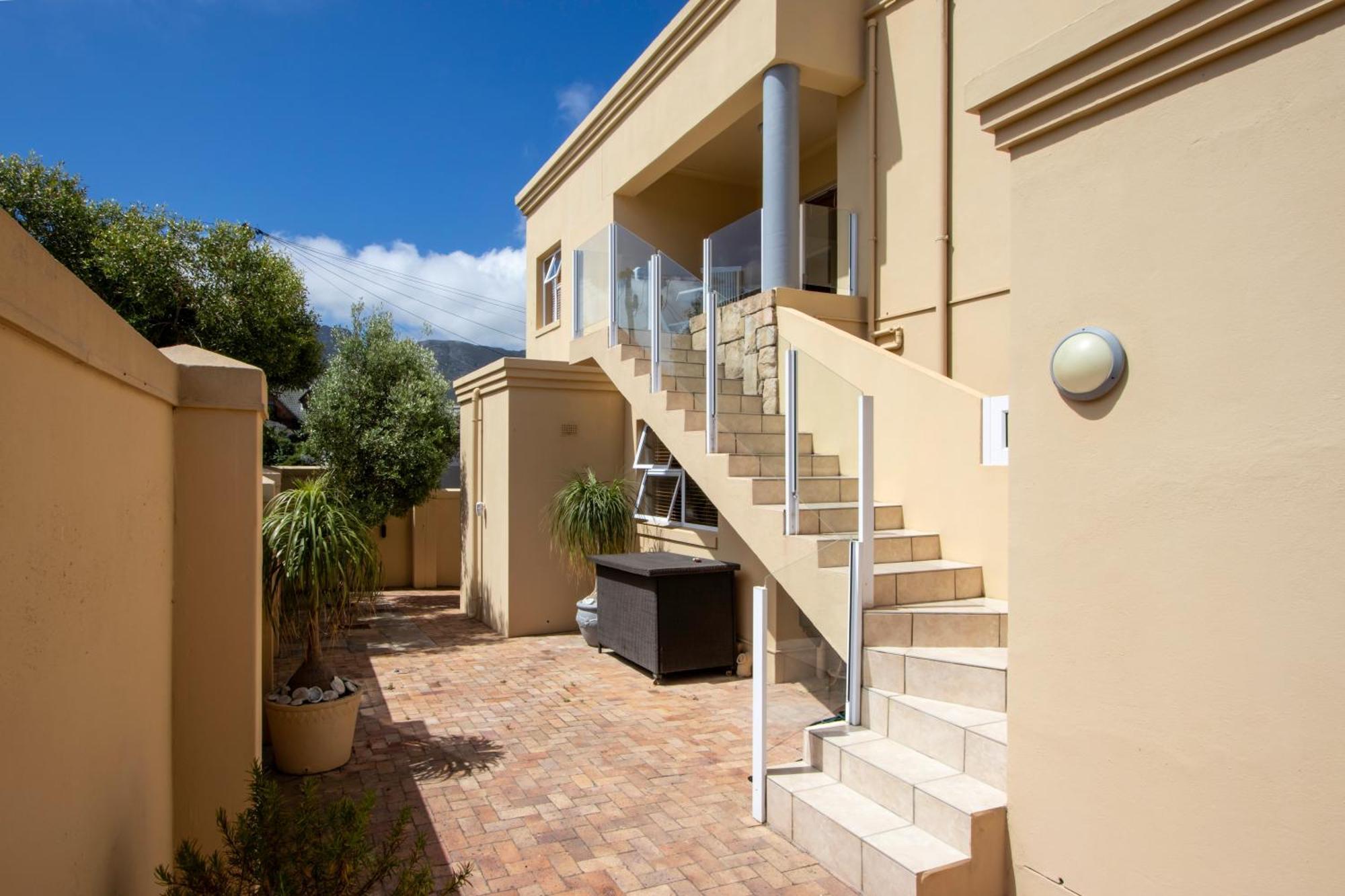 Villa Ocean View Living Hermanus Esterno foto